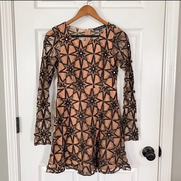 FLL ‘Metz Party’ Dress - Picture 2 of 7